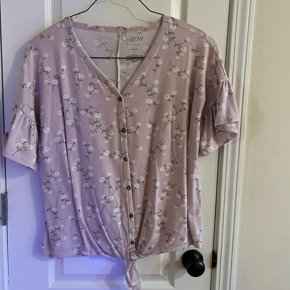 Maternity/nursing top with a tie detail at the bottom.